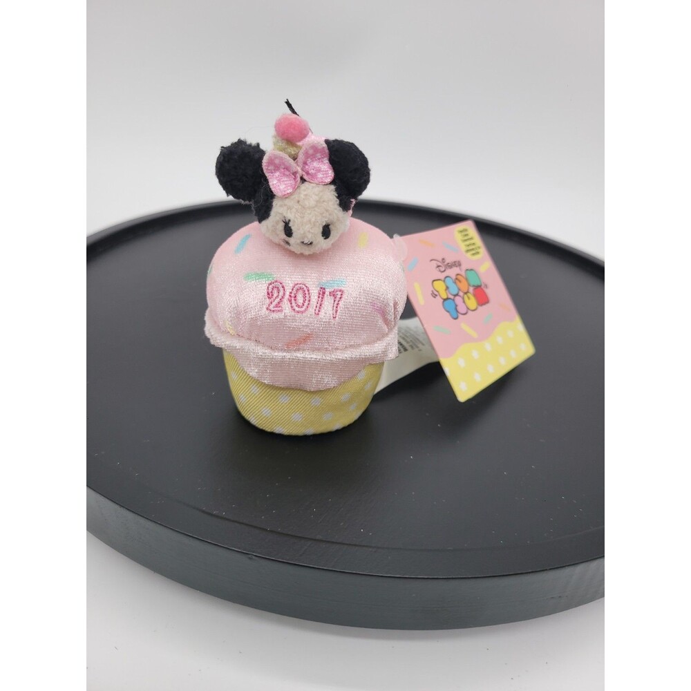 New Mickey & Friends Minnie Mouse Birthday Cupcake 2017 3.5-Inch Mini Plush - Picture 1 of 10